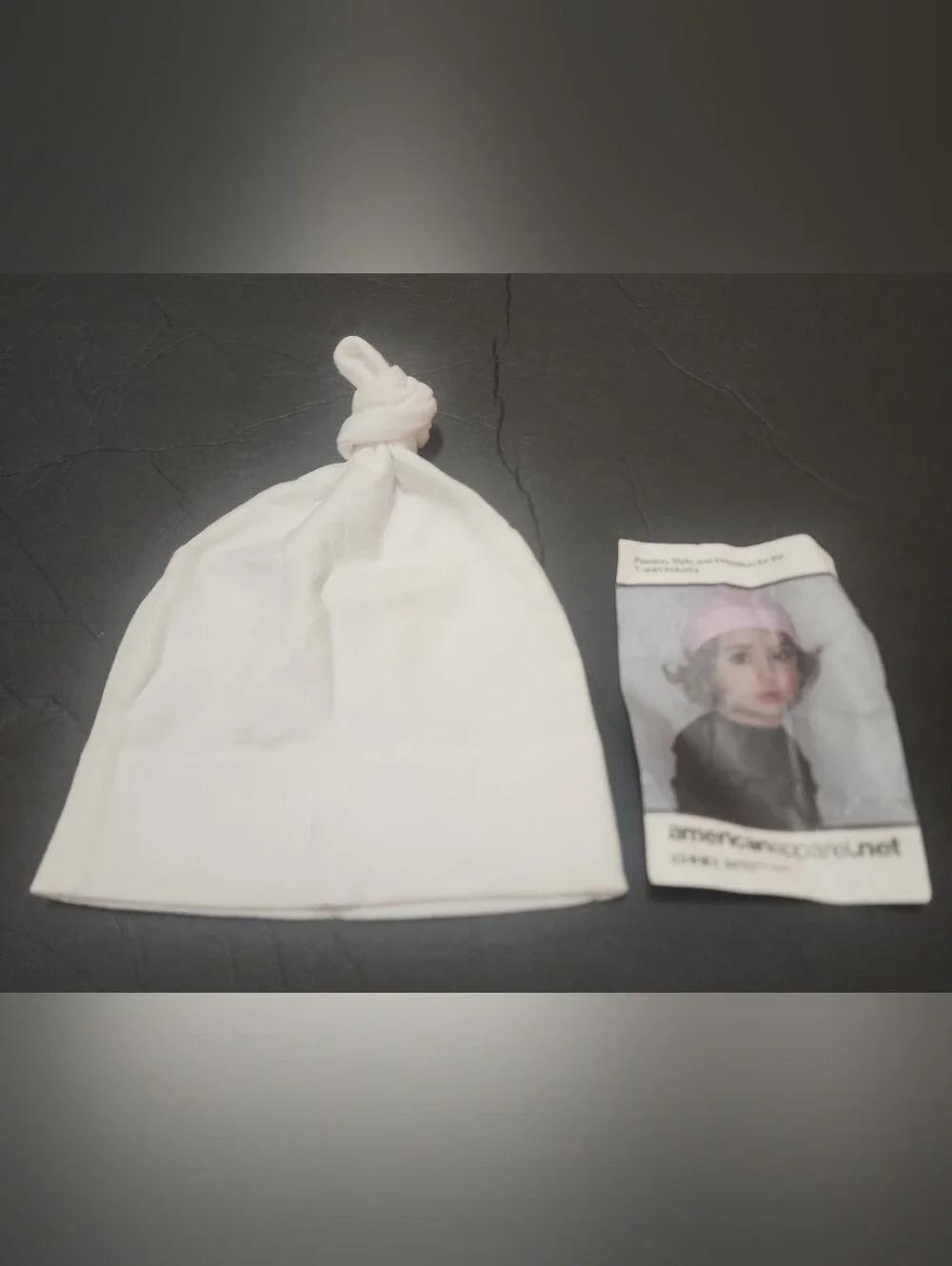 AMERICAN APPAREL WHITE COTTON KNIT BABY HAT BEANIE NWT Top Knot Fits 0-6 Months